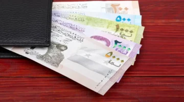 سعر الدولار اليوم في سوريا استقرار نسبي في السوق الرسمية وارتفاع ملحوظ في السوق السوداء – الخميس 4 ديسمبر 2025